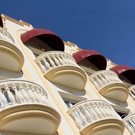 Otel Urh Playa Sitges