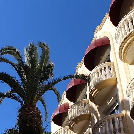 Urh Playa Hotell