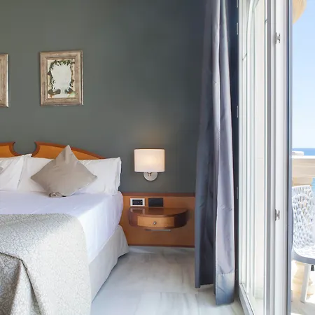 Urh Playa Hotel Sitges